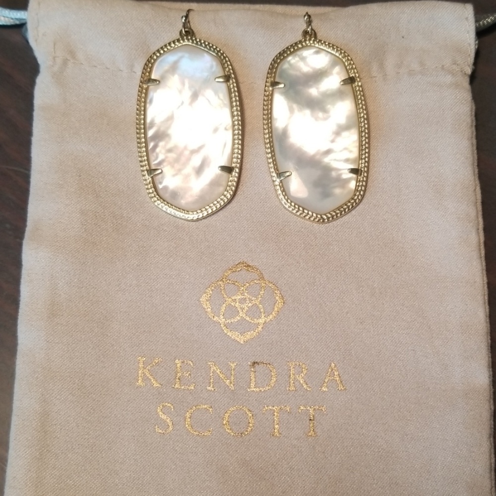 Kendra Scott Elle Mother of Pearl Earrings